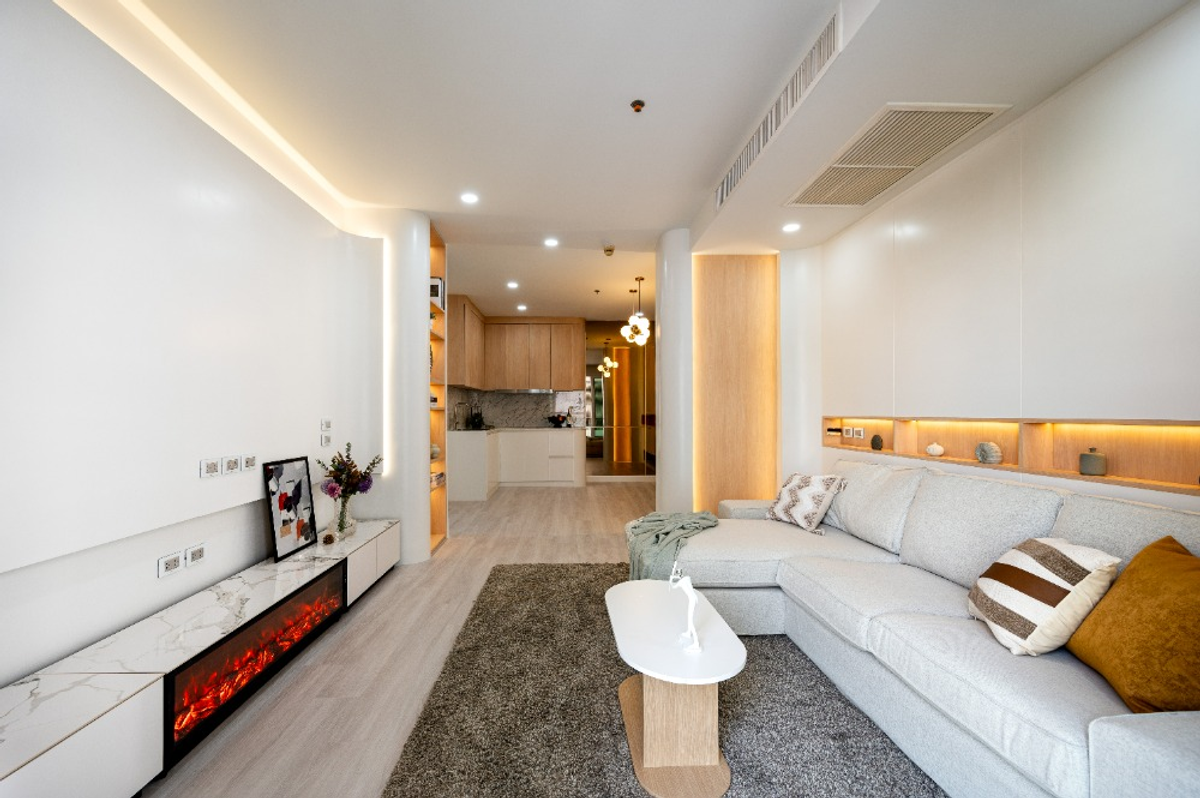 For SaleCondoNana, North Nana,Sukhumvit13, Soi Nana : Condo that combines modern functions in spacious areas Answer all lifestyles in the city center