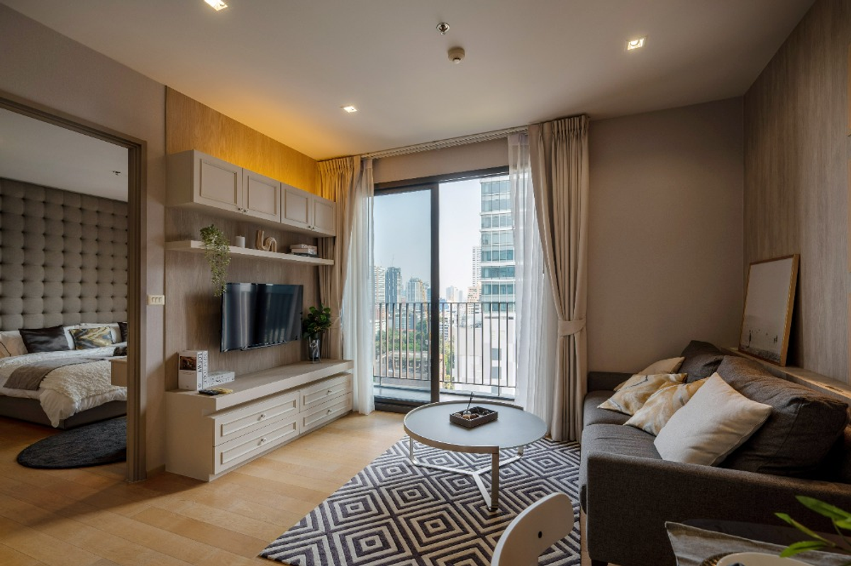 For SaleCondoSukhumvit, Asoke, Thonglor : New decorative condo In the heart of Thonglor High class, beautiful view, ready to move in