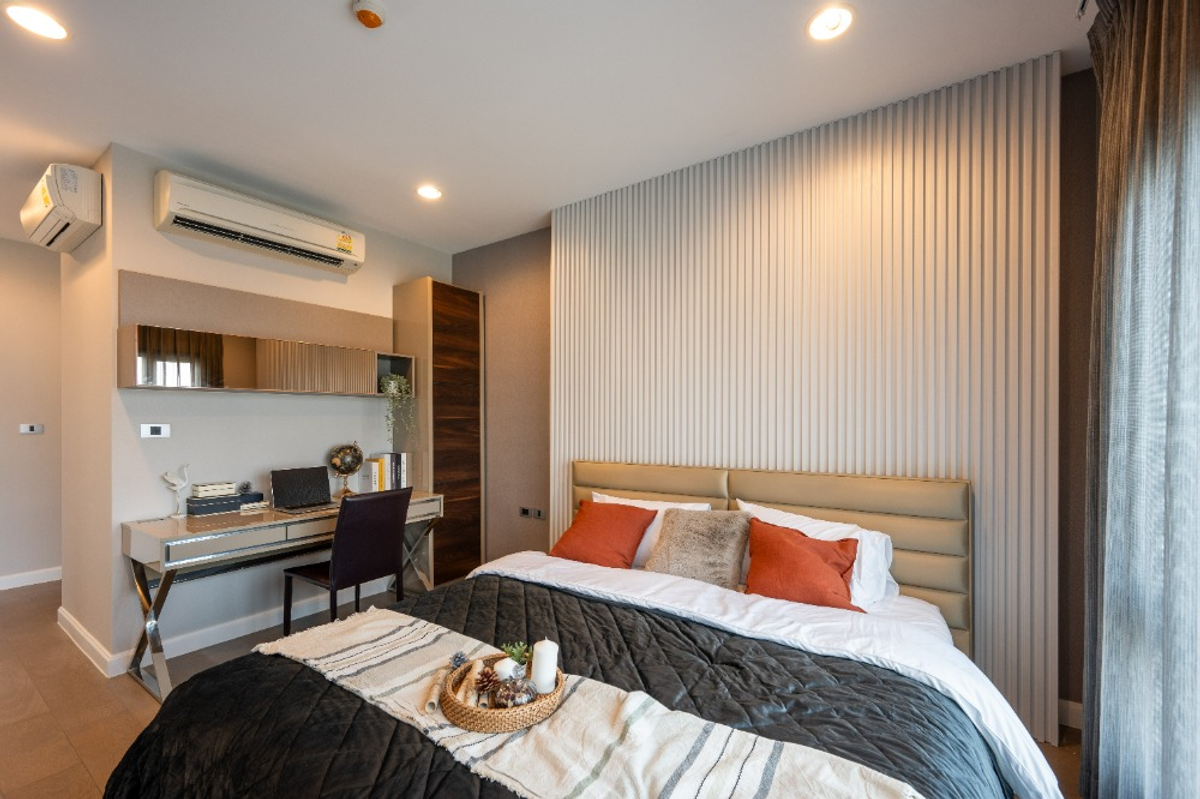 ขายคอนโดสุขุมวิท อโศก ทองหล่อ : The Crest Sukhumvit 34 คอนโด Super Luxury ติดถนนสุขุมวิท ห้อง Duplex