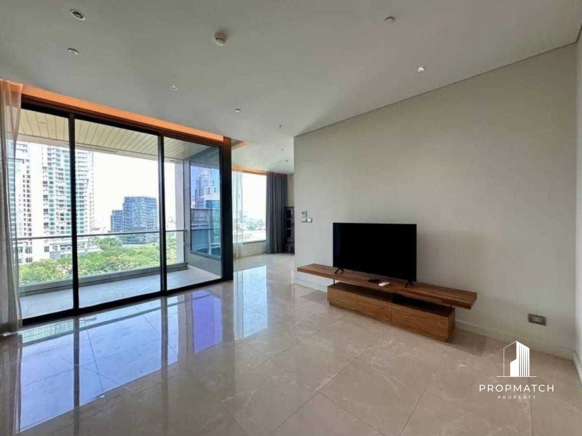 For RentCondoWitthayu, Chidlom, Langsuan, Ploenchit : ⚡️flash deal⚡️Sindhorn Residence (2BED 2BATH 140 SQM.) High floor, very beautiful view !! Rent only 140,000 baht !! Tel.0981315848 @PropMatch