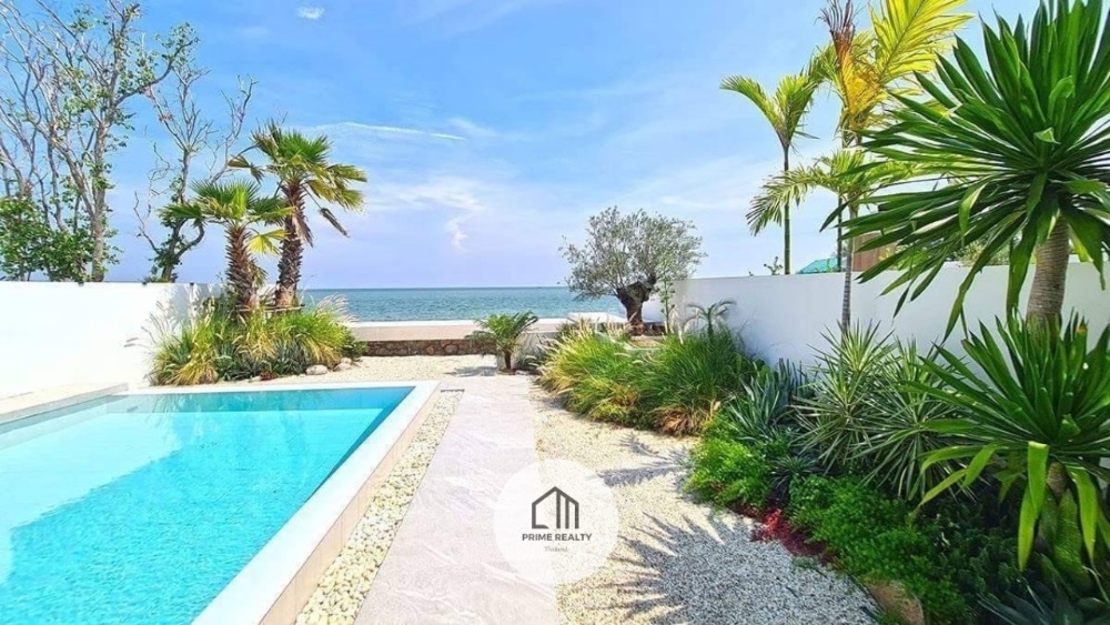 For SaleHouseHuahin, Prachuap Khiri Khan, Pran Buri : Modern style beachfront house for sale, Cha-am