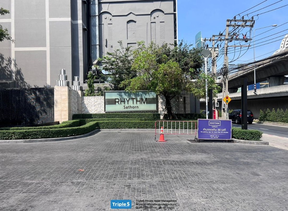 ขายคอนโดสาทร นราธิวาส : ขาย Rhythm Sathorn Condo ริทึ่ม สาทร ห้องไม่เคยปล่อยเช่า