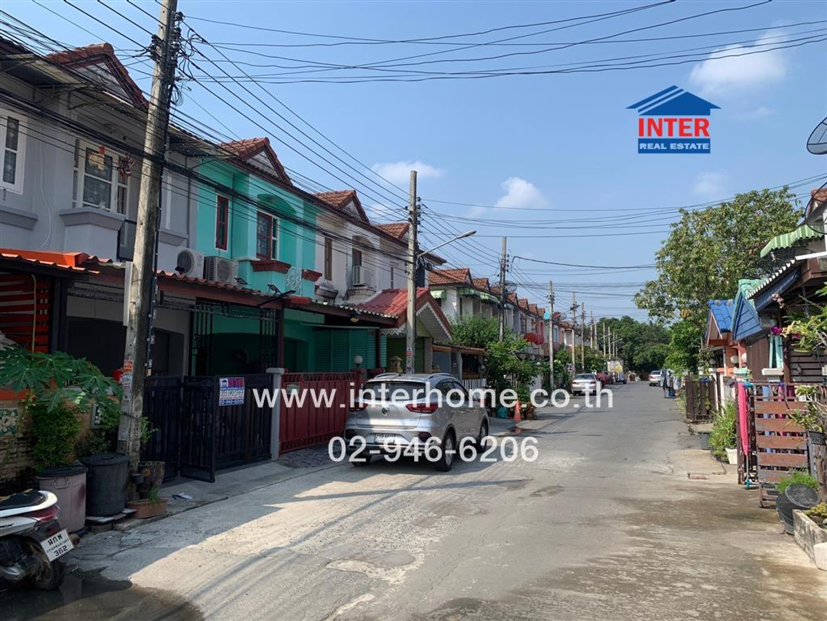 For SaleTownhomeNawamin, Ramindra : 2 -story townhouse 18 sq.w., K.C. Ram Inthra 6 near Fashion Island Shopping Center Soi Phraya Suren 45 Phraya Suren Road, Ram Inthra Road, Khlong Sam Wa District, Bangkok