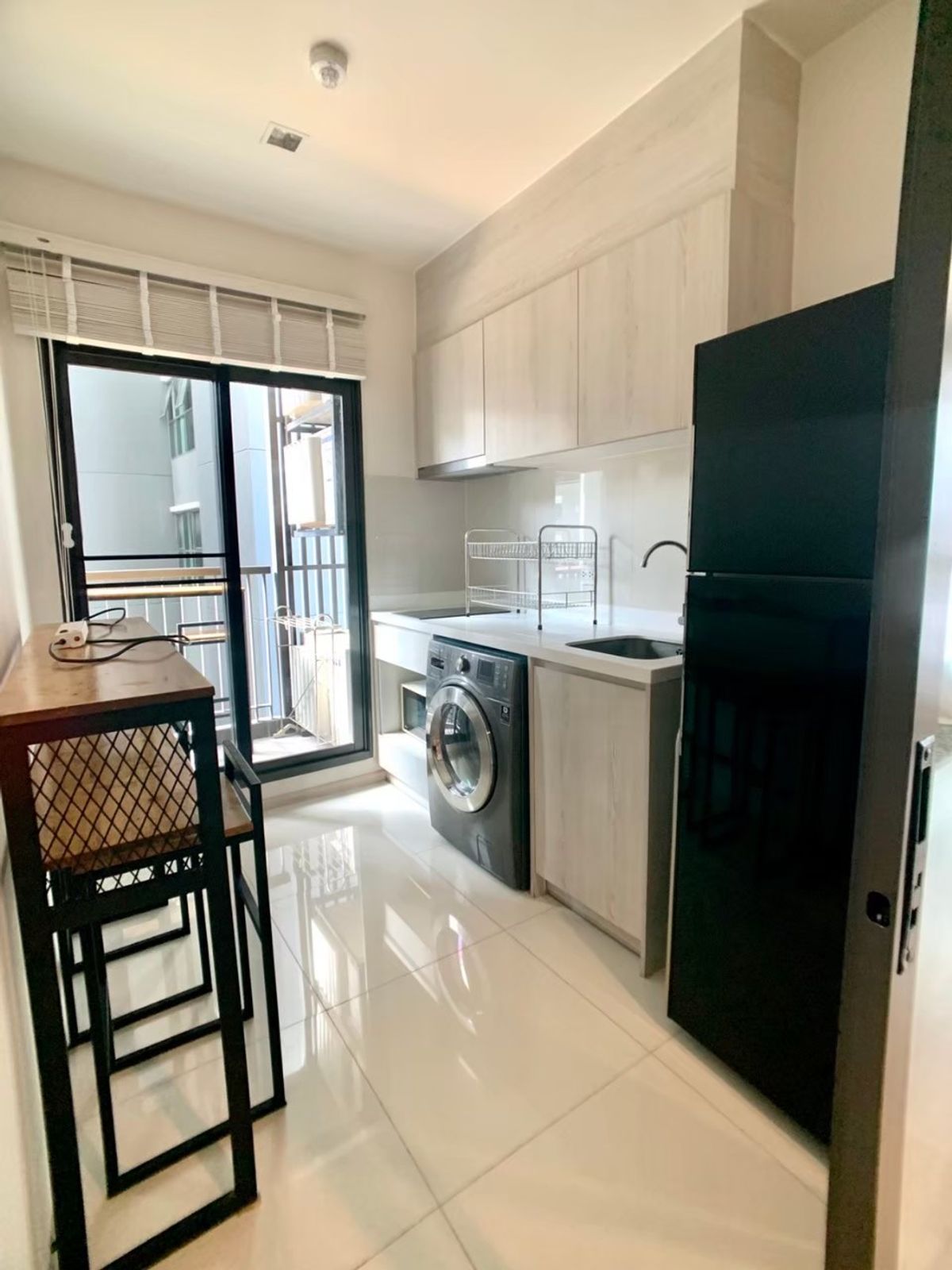 CondoOnnut, Udomsuk : Selling or renting a beautiful decorative condo near the Sukhumvit BTS Line in Phra Khanong area