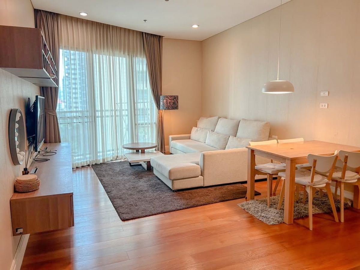 For RentCondoSukhumvit, Asoke, Thonglor : Condo for rent, Bright, Sukhumvit 24 70 sq.m., near BTS Phrom Phong