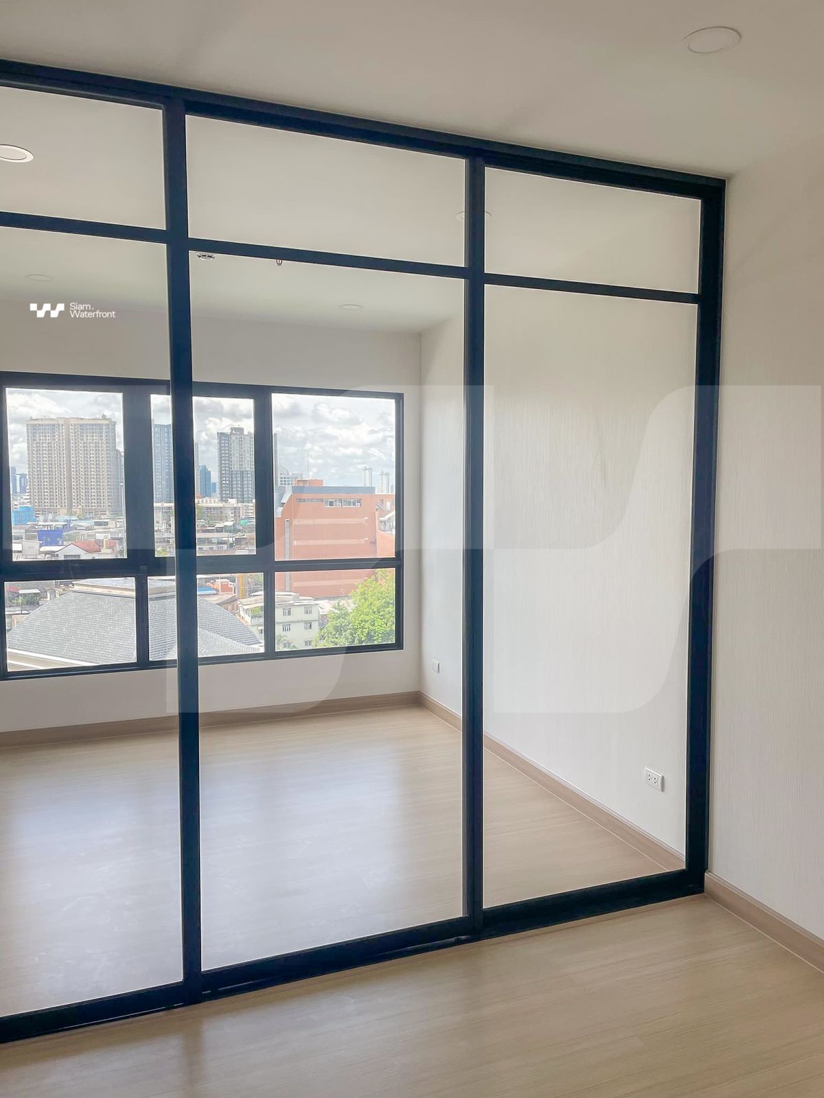 For SaleCondoWongwianyai, Charoennakor : 🔥For Sale🔥 Supalai Loft Prajadhipok-Wongwian Yai , 1 bedroom, 35 sq.m., 10th floor, brand new never lived in. Close to Si Yaek Ban Khaek, MRT Itsaraphap, and BTS Wongwian Yai