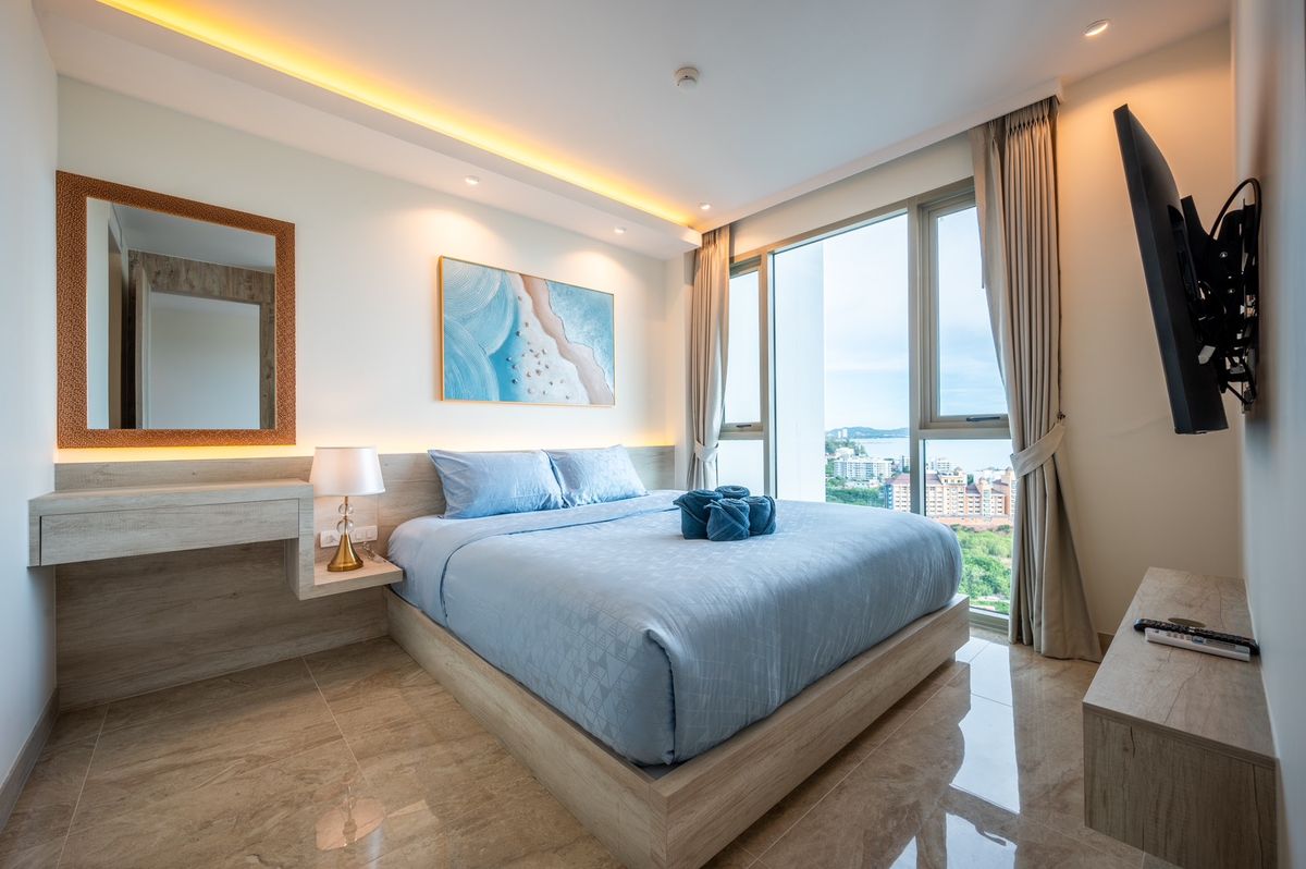 For RentCondoPattaya, Bangsaen, Chonburi : 🏢🏡the Riviera Monaco for Rent Luxury Condo That Offers You Convenience Near The Sea Just Steps Away from Interesting Tourctions in Pattaya✨