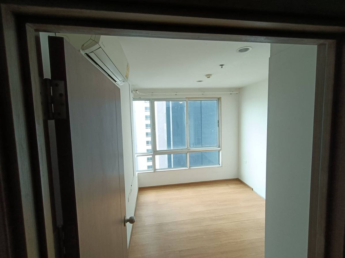 For SaleCondoOnnut, Udomsuk : Urgent sale The Base Sukhumvit 77 1 Bedroom 1 Bathroom Size 30 Floor 23 [MKS250315]