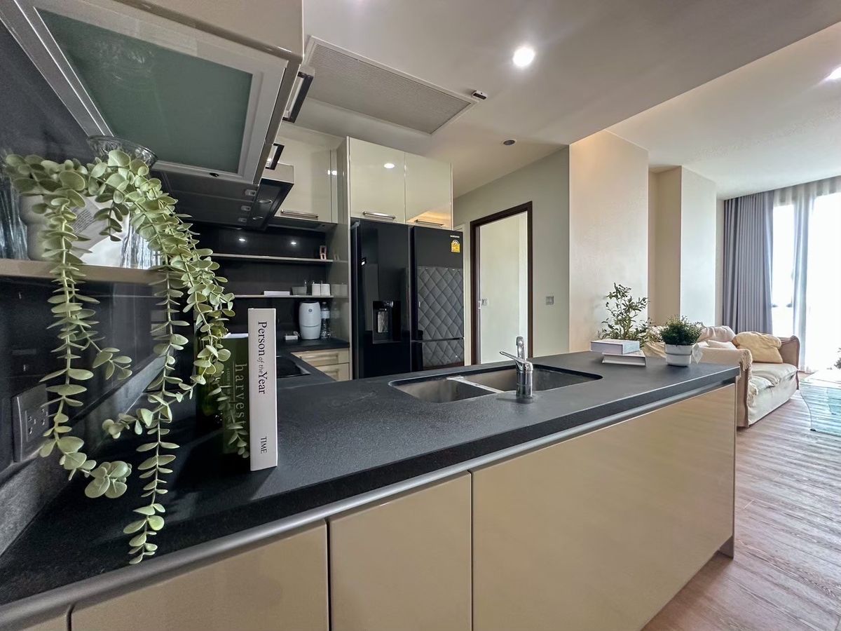 For SaleCondoSukhumvit, Asoke, Thonglor : SALE QUATTRO by Sansiri ✨️ 3 Bedroom 3 Bath ✨️116.15 SQM. Call Sherry 084-456-5424