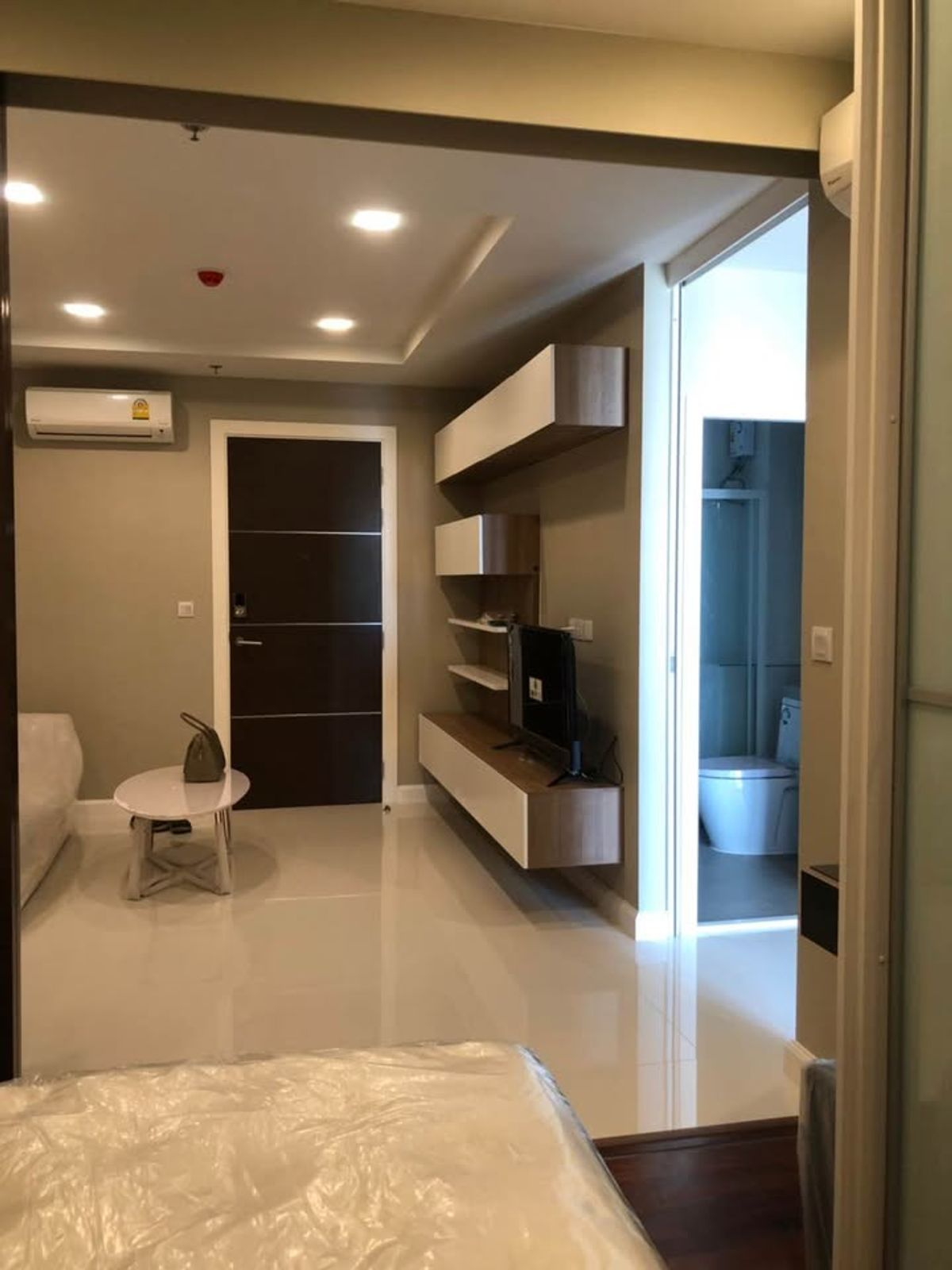 ให้เช่าคอนโดสมุทรปราการ สำโรง : 🏡Condo for rent : The Metropolis Samrong : เดอะ เมโทรโพลิส สำโรง ((BTS Somrong)) WL-02 (LINE : @Condo52)