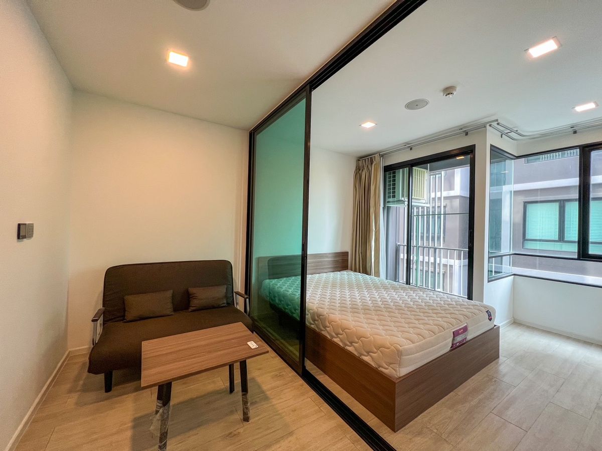 For SaleCondoChokchai 4, Ladprao 71, Ladprao 48, : Choose this room, a high return of 7.5% per year! Condo for sale at Moz Ladprao 71 (ATMOZ LADPRAO 71). The bustling market - buying itself is very worthwhile. Get a new room