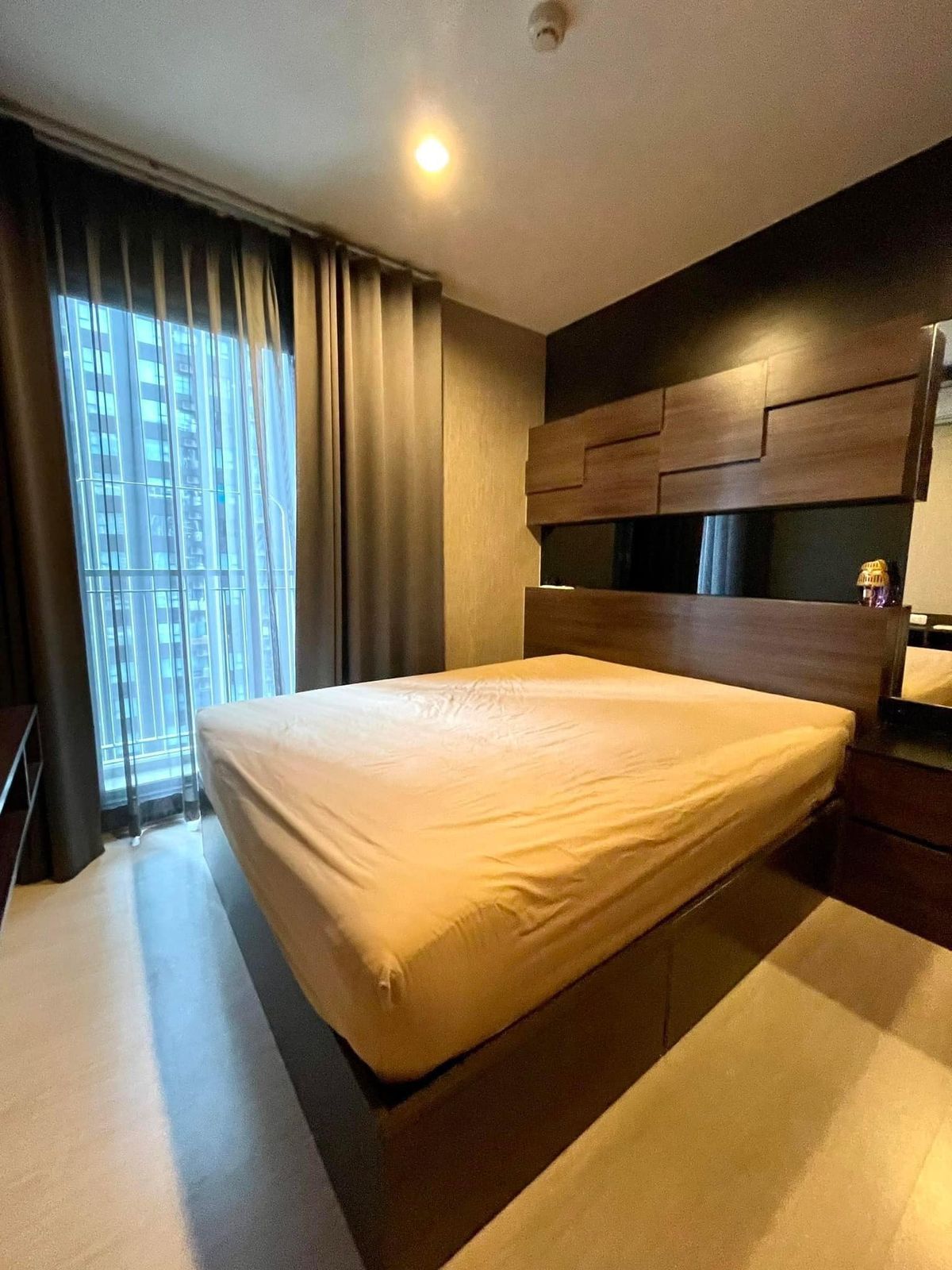 ขายคอนโดพระราม 9 เพชรบุรีตัดใหม่ RCA : Rhythm Asoke / 1 Bedroom (FOR SALE), ริทึ่ม อโศก / 1 ห้องนอน (ขาย) F245