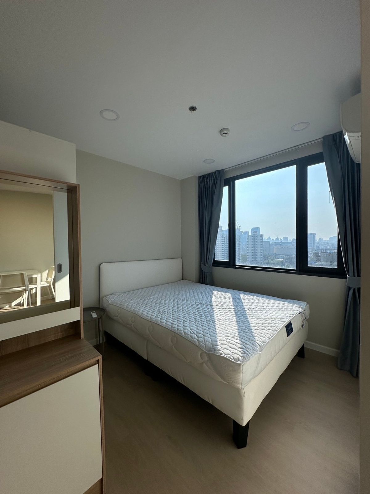 For SaleCondoRatchadapisek, Huaikwang, Suttisan : Artisan Ratchada condo for sale, complete furniture, good location, new decoration room (S4671)