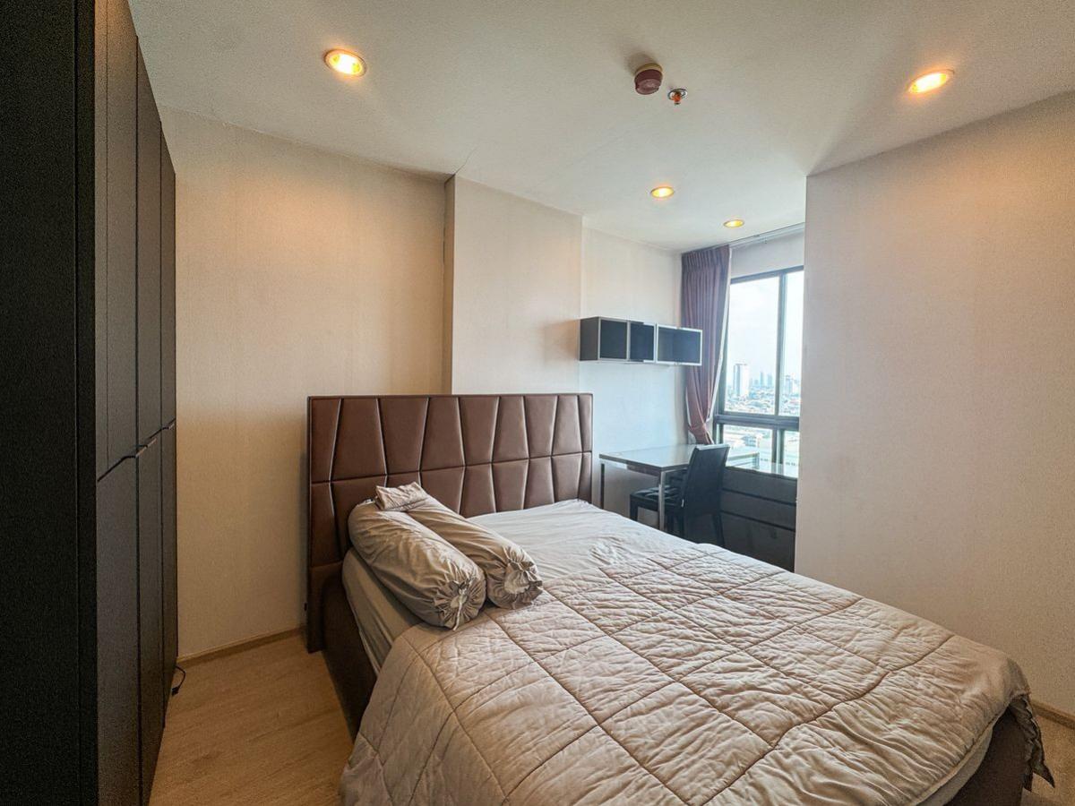 For SaleCondoThaphra, Talat Phlu, Wutthakat : ✅ Sell Condo Ideo Sathorn - Tha Phra 📍 Area 30.85 sqm. Floor 19, 1 bedroom, 1 bathroom ✅ Price 2,450,000 baht 🔔 Hurry and book now.