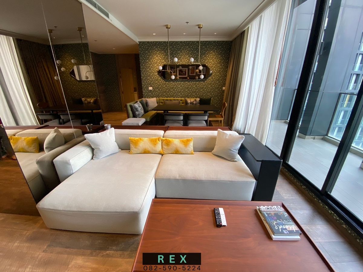 For RentCondoWitthayu, Chidlom, Langsuan, Ploenchit : Rent NOBLE PLOENCHIT, Noble Ploenchit- Penthouse 3 Bedrooms 178 sq.m., near the Ploenchit BTS BTS.