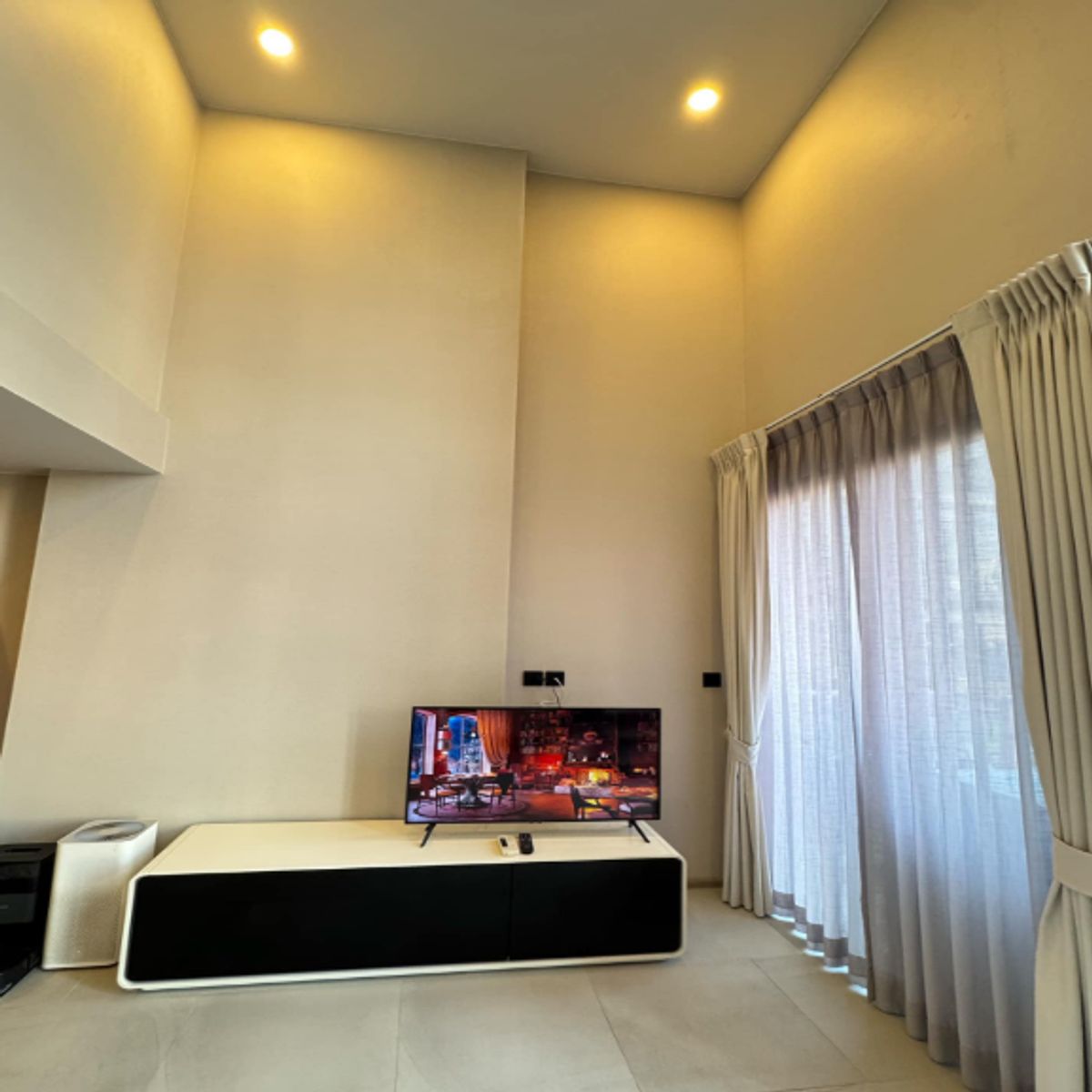 For RentCondoSiam Paragon ,Chulalongkorn,Samyan : Rent Cooper Siam (Property ID: 276710)