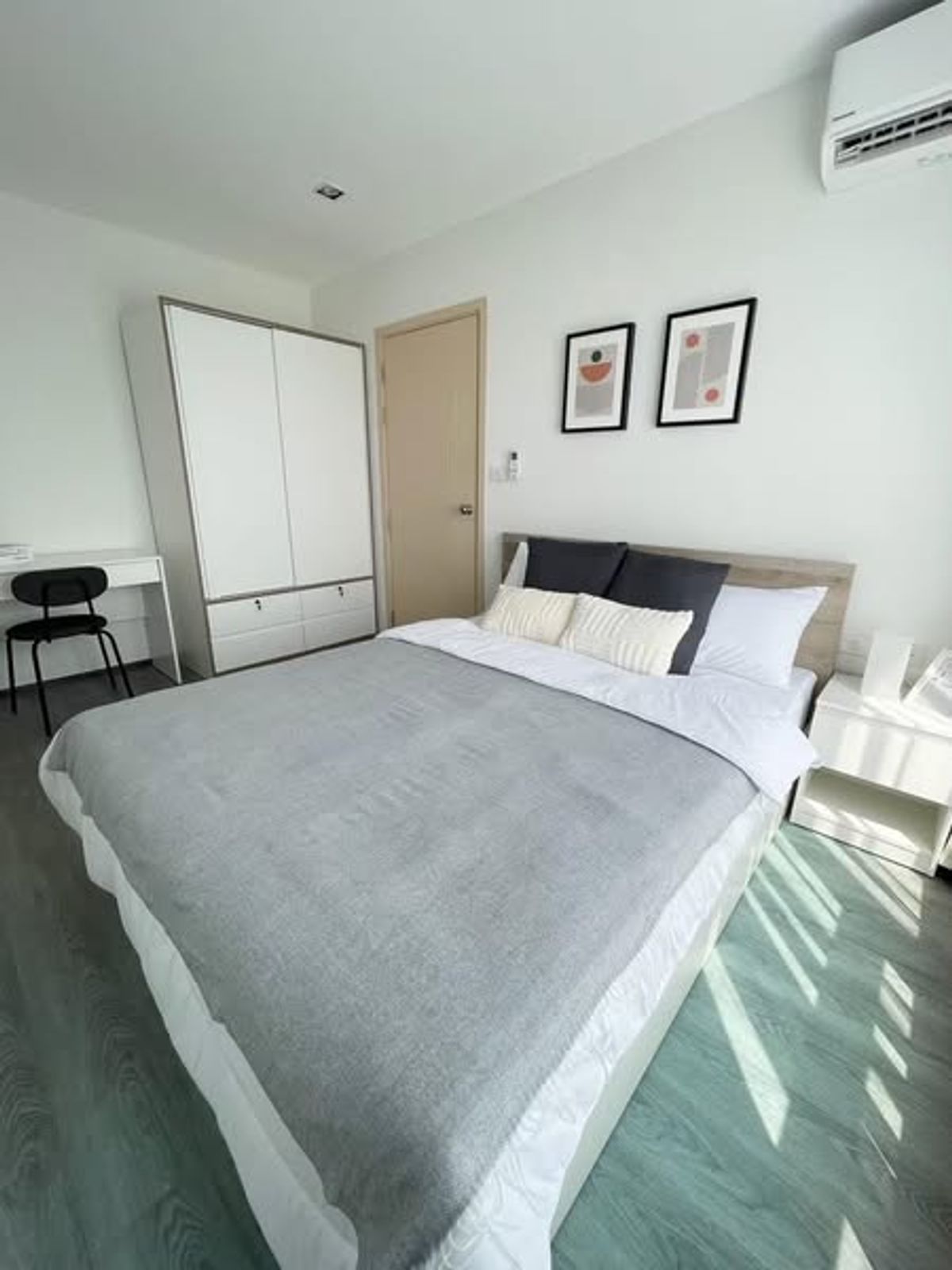 For RentCondoPattanakan, Srinakarin : [PB823] 🚩 Rich Park @ Triple Station (Rich Park @ Triple Station) #Condo near MRT Hua Mak #Condo near BTS Hua Mak