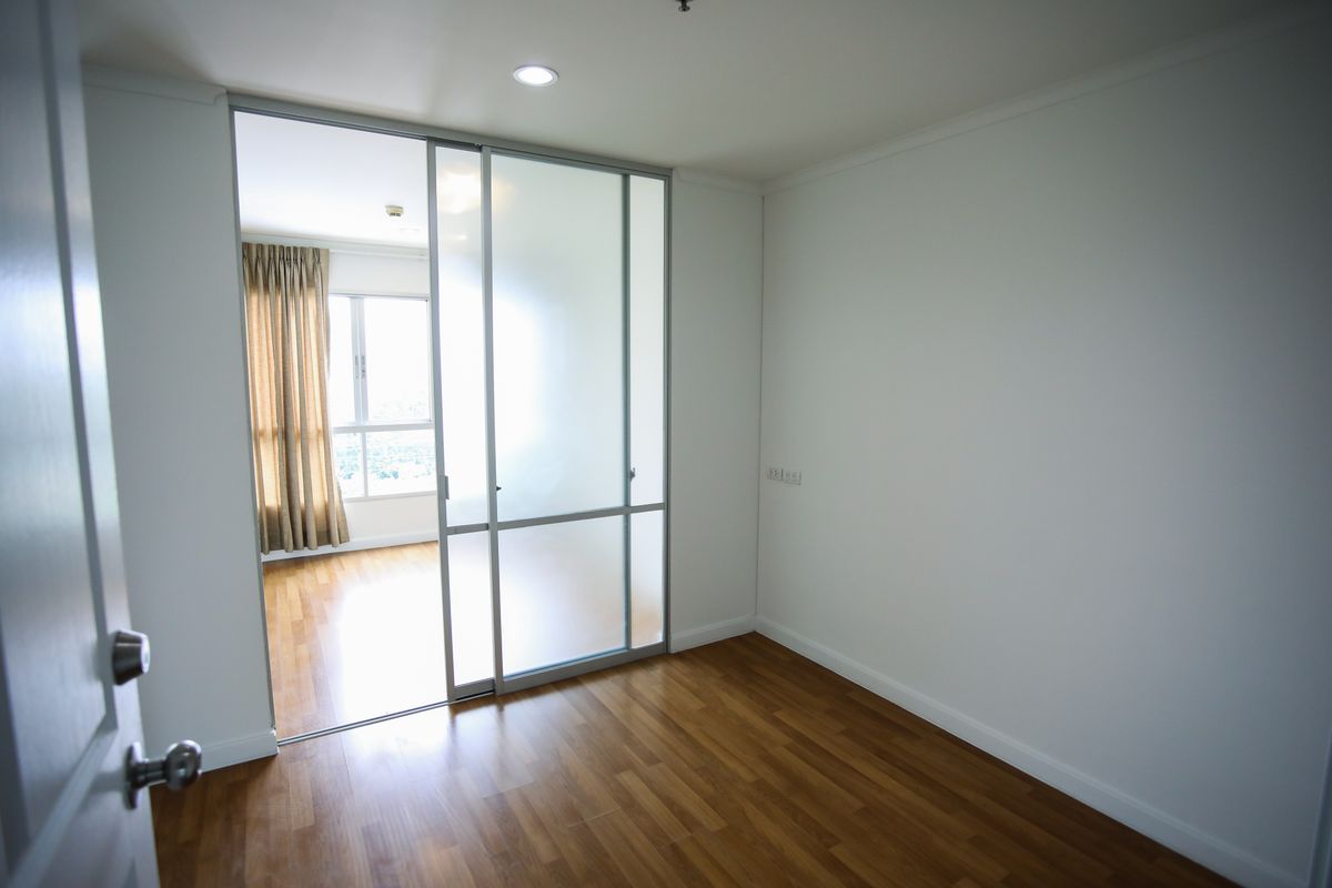 For SaleCondoKhlongtoei, Kluaynamthai : Lumpini Place Condo for sale, Rama 4 - Kluai Namthai, good location near Phra Khanong BTS BTS