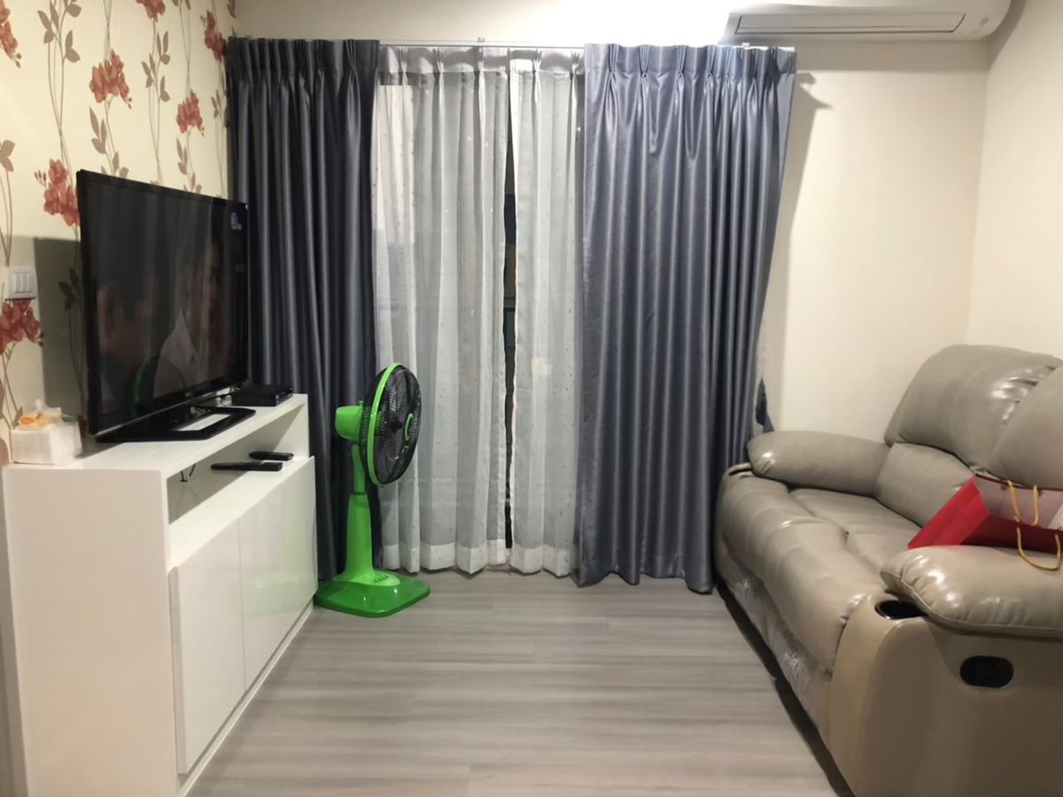 For RentCondoPinklao, Charansanitwong : 🌟 Rent The Parkland Charan-Pinklao 💒 2 bedrooms 💖 Furniture and electrical appliances ready 💖 Beautiful room Cheap 💥 There is a washing machine