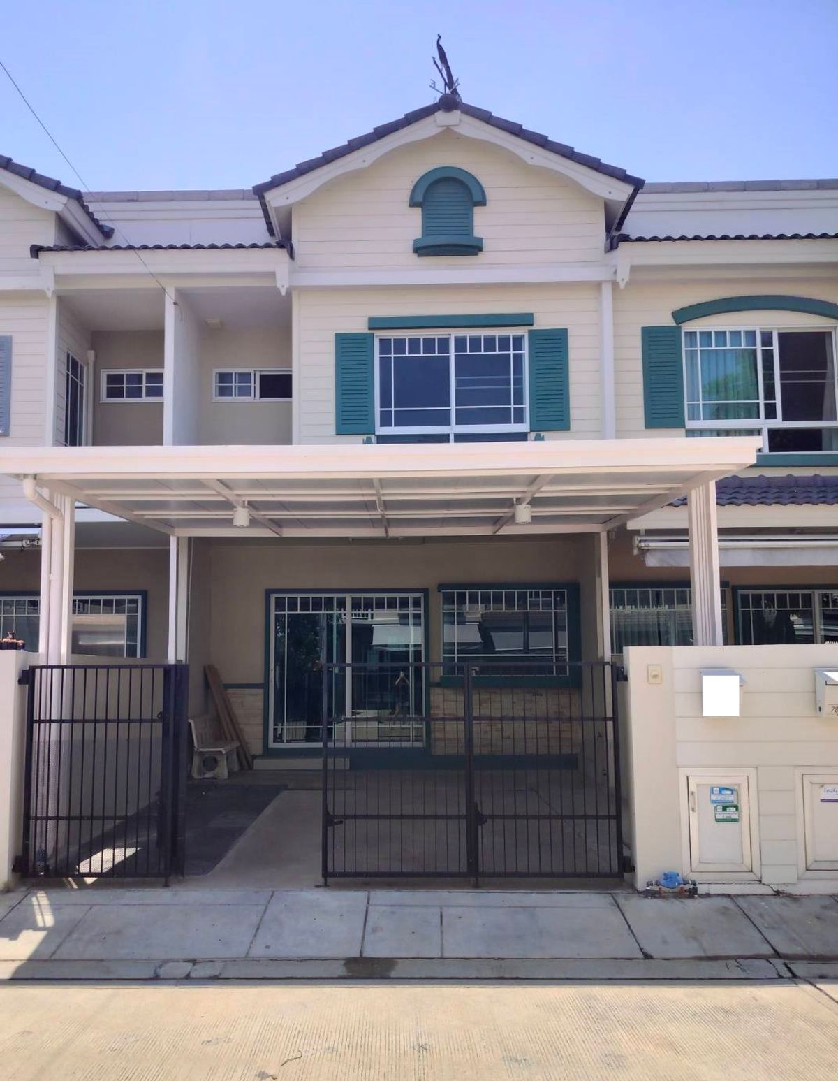 For RentTownhomeSamut Prakan,Samrong : Rent 18.1 Sq. 2 beds, 3 water, 2 -story townhome, Indy Bangna Km 7