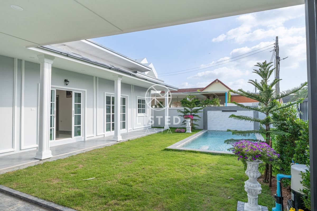 For SalePattaya, Bangsaen, Chonburi : Pool Villa 4 Beds 4 Baths For Sale Near Mabprachan 