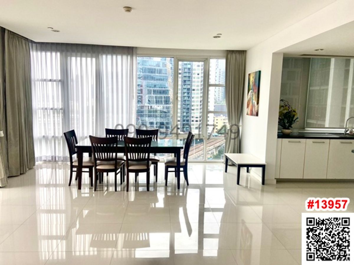 For RentCondoSukhumvit, Asoke, Thonglor : Condo for rent, Fullerton, Sukhumvit, 3 bedrooms near the Ekkamai BTS BTS & Amp; Thonglor