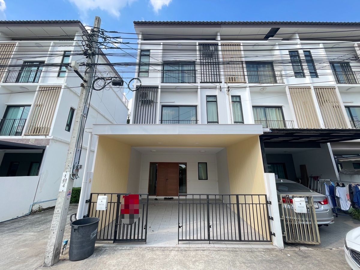 For RentTownhomePattanakan, Srinakarin : 🔥 Urgent rent, beautiful house ready to move in 🔥