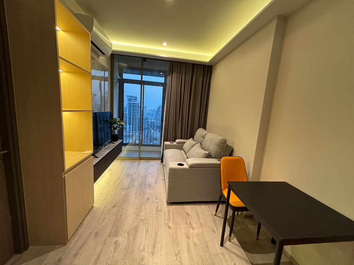 For SaleCondoSukhumvit, Asoke, Thonglor : Urgent sale !!! Price to return the profit for customers to miss. Beautiful room, high floor.