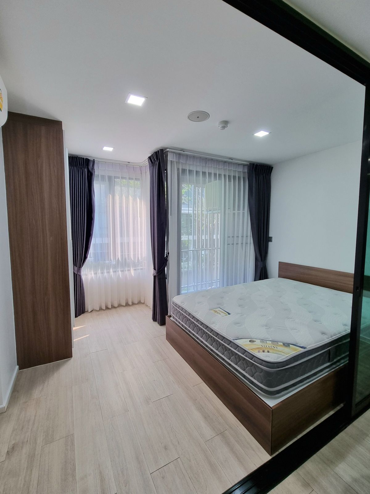 For SaleCondoChokchai 4, Ladprao 71, Ladprao 48, : (Code AM1436) Condo for sale at Moz, Lat Phrao 71, very cheap for sale.