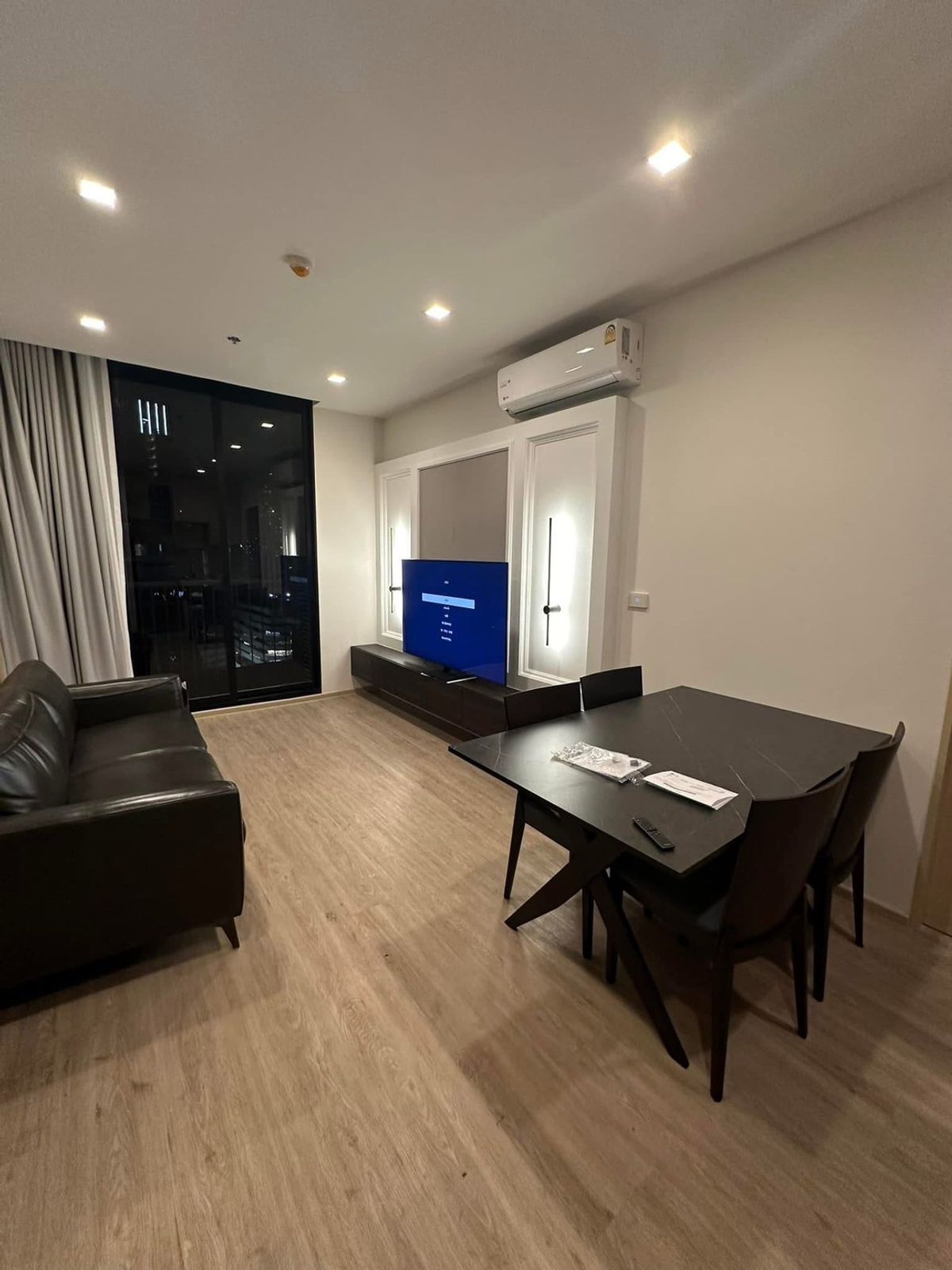 For RentCondoWitthayu, Chidlom, Langsuan, Ploenchit : 📍 Noble ploenchiti, beautiful room, many rooms, good locations, beautiful views, full furniture Complete electrical appliances (special price)