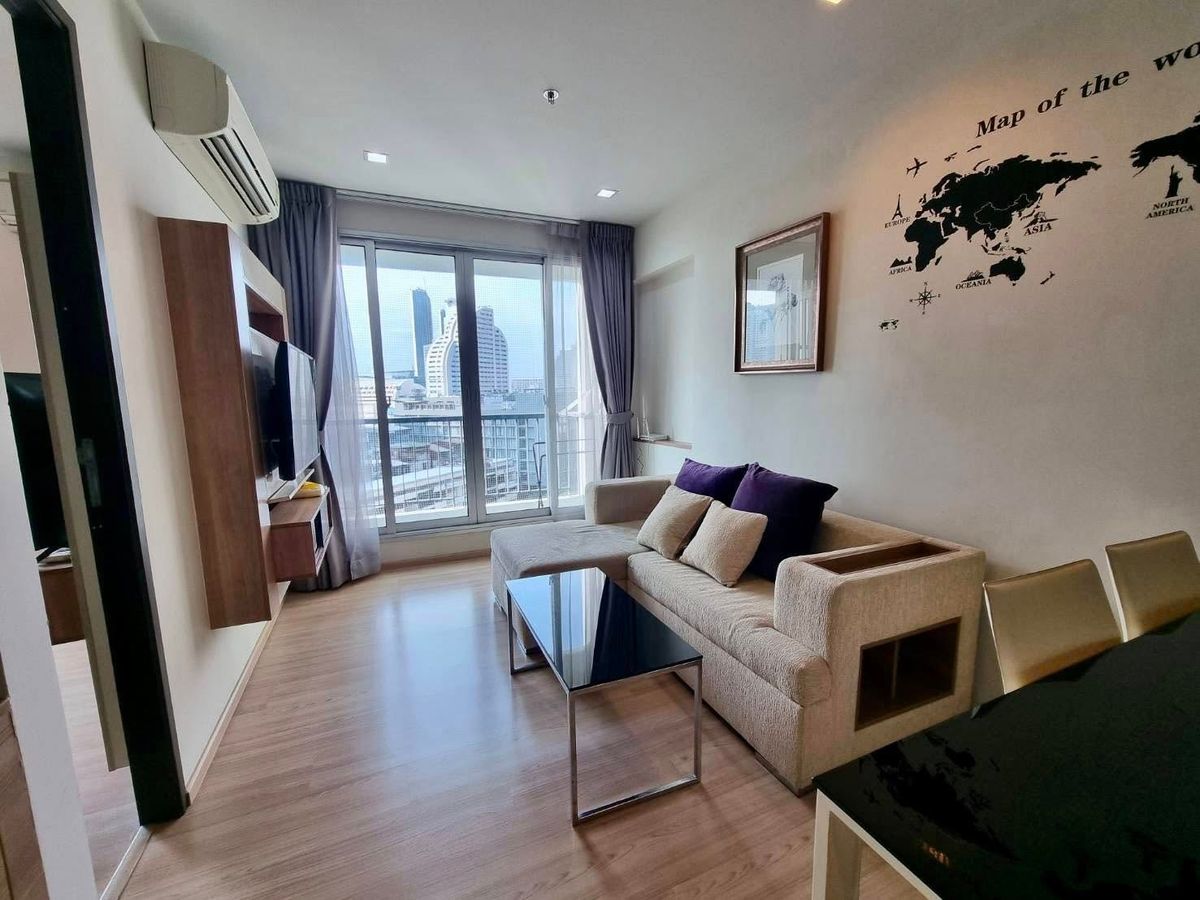 For RentCondoSathorn, Narathiwat : Rhythm Sathorn Condo Rental, Sathorn area | Big room, Chao Phraya River view and sunset 🌇✨ | Near BTS Taksin | Price 29,000 baht/ month