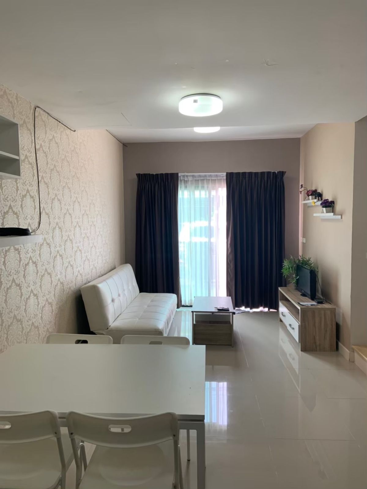 For RentTownhomePattanakan, Srinakarin : K-6283 Urgent rent! The Connect Development, easy to travel in and out in many ways, both Onnut and development.