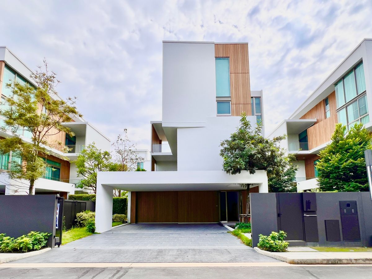 For SaleHousePattanakan, Srinakarin : Single house, Vive, Rama 9 Modern Japanse 3, 3 bedrooms, 4 water, new house, ready to stay