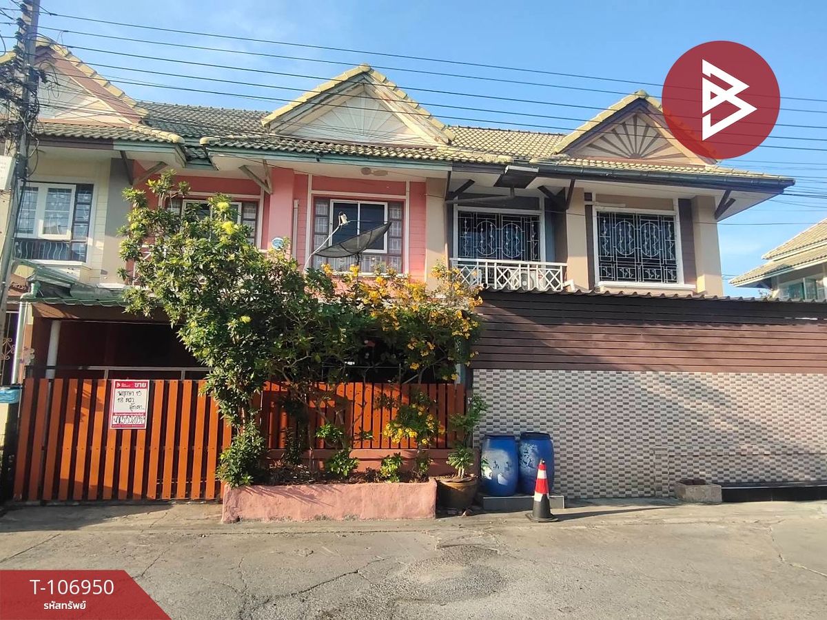 For SaleTownhomeSamut Prakan,Samrong : Townhouse for sale Pruksa Village 15, Bang Phli-Samut Prakan, ready