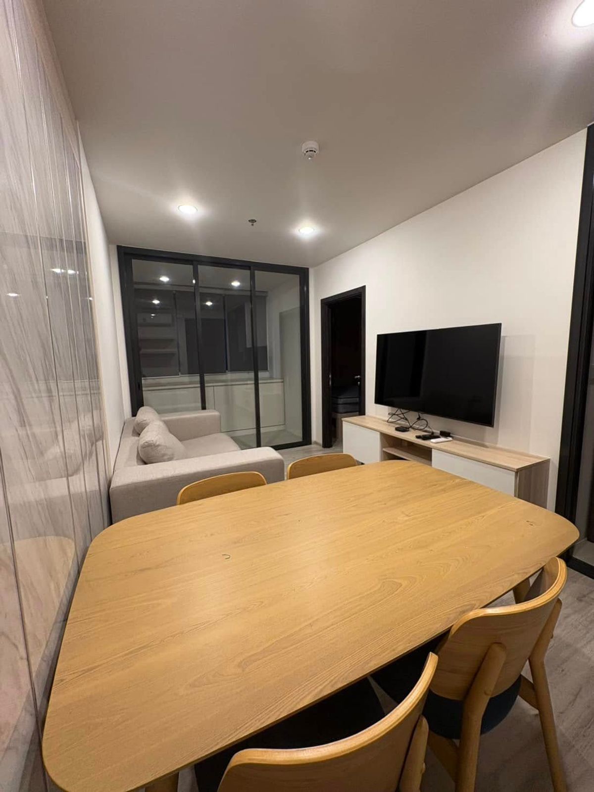 For RentCondoRatchadapisek, Huaikwang, Suttisan : 📢For Ret & GT; & GT; XT Huaikwang & GT; & GT; Near MRT Huai Khwang 34.14 sqm. Floor 8, Building A, Suan Suan Furniture With electrical appliances #LV-MO1513