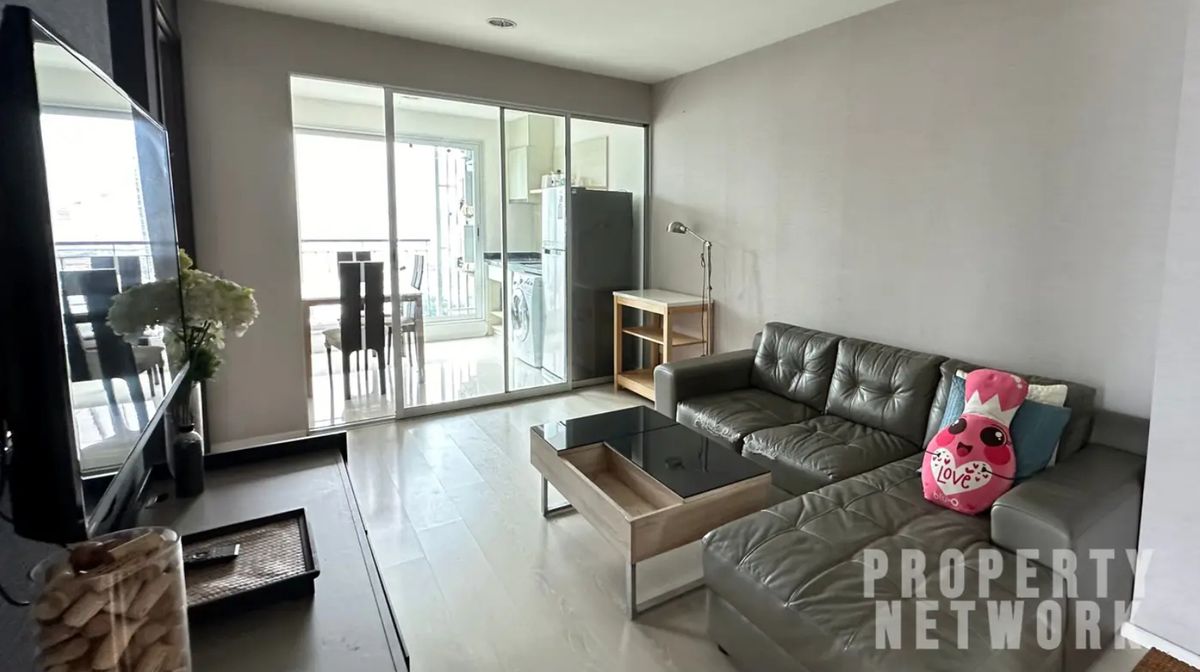 ขายคอนโดสาทร นราธิวาส : Exclusive listing 1-Bedroom Condo for Sale at Rhythm Sathorn-Narathiwas