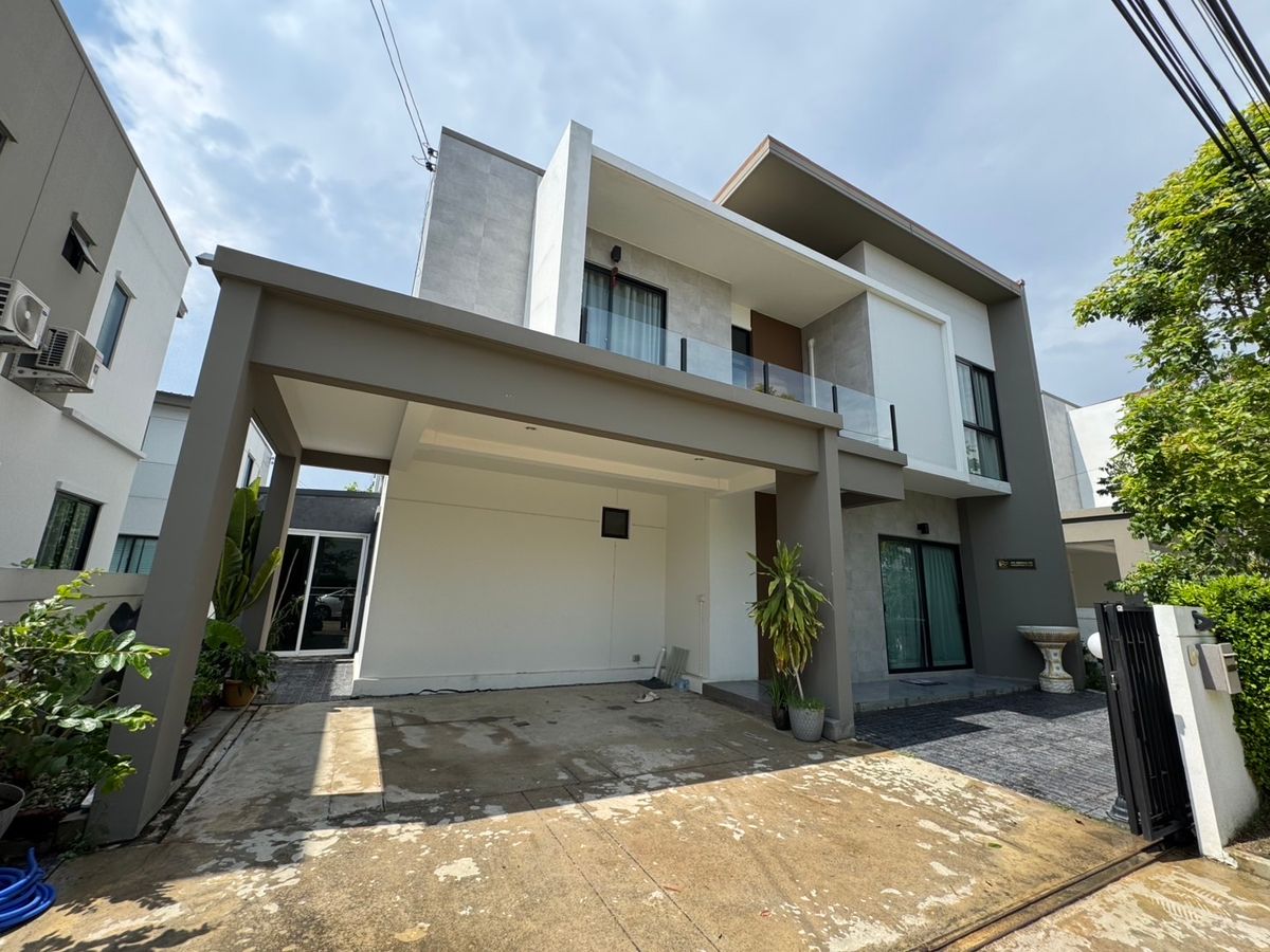 For SaleHouseChaengwatana, Muangthong : 🏡 𝐅𝐎𝐑 𝐒𝐀𝐋𝐄 𝐒𝐀𝐋𝐄: Detached house, house number 88/88‼ ️ Esgate Life Nonthaburi ✨