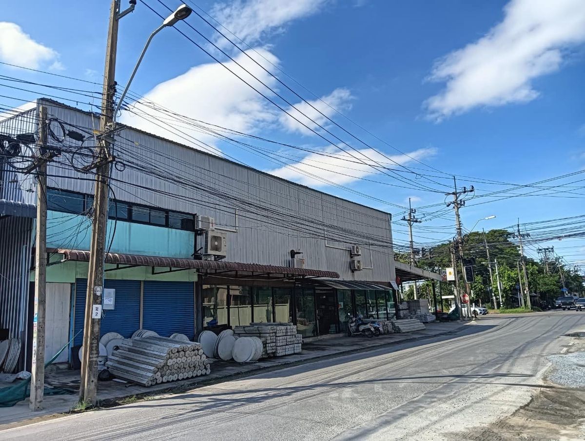 For SaleWarehouseChaengwatana, Muangthong : Land with warehouse Avoiding Pak Kred 13 (Gold location in the middle of the red light intersection)