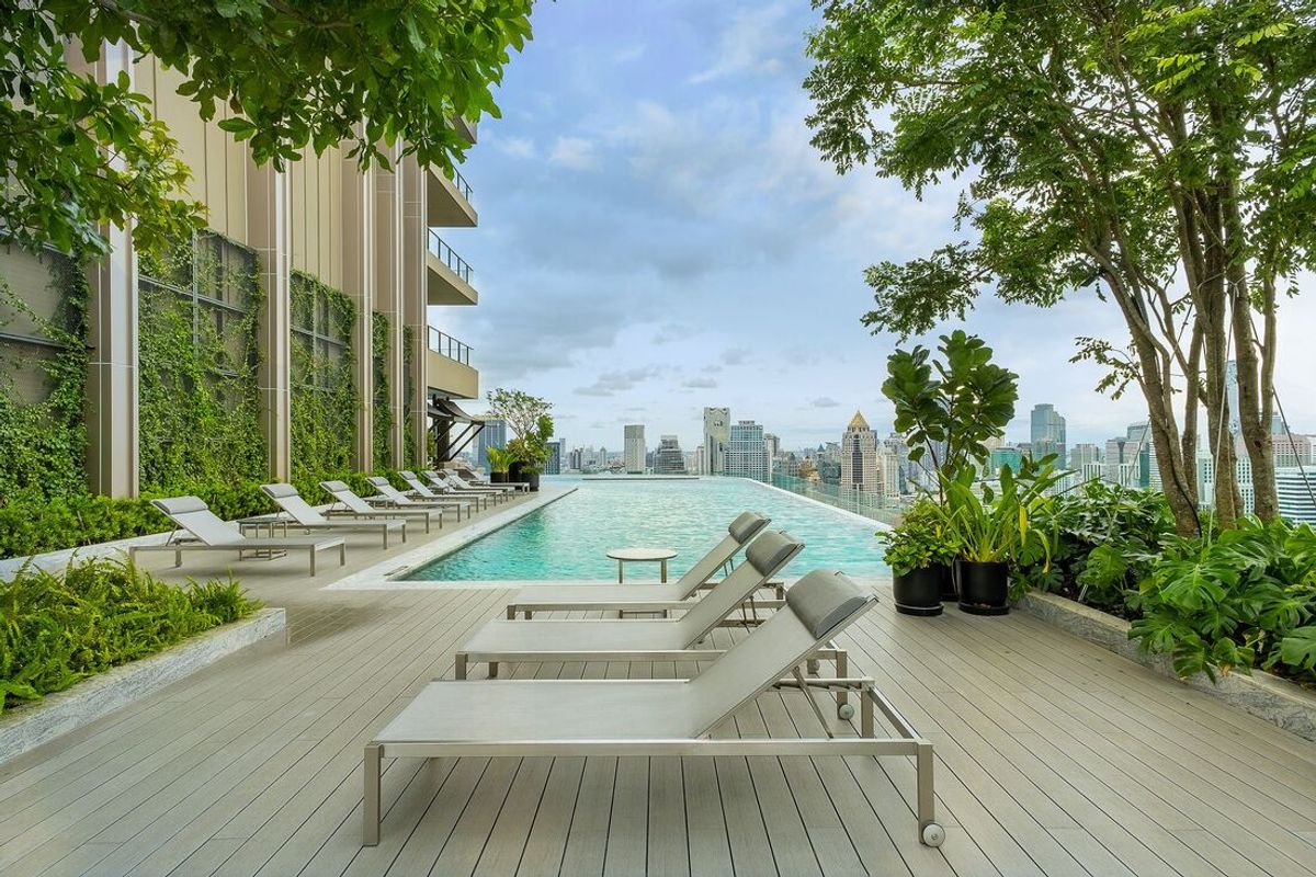 For SaleCondoWitthayu, Chidlom, Langsuan, Ploenchit : Exclusive Offer 2B 3B Size 157 (Only 25x, XXX/SQ M) Park View, Fully Fitted, Very Good Layout Sell 39.7 MB only