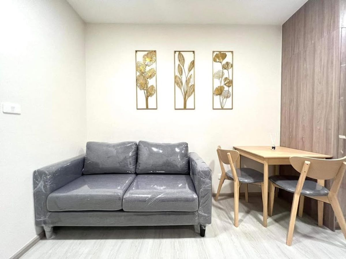 For RentCondoOnnut, Udomsuk : Condo, 8th floor, with beautiful decorative furniture for rent in Bangchak-Punnawithi, near Bangchak BTS, only 550 meters