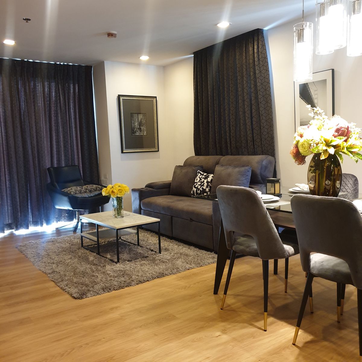 For SaleCondoLadprao, Central Ladprao : The best price now! Condo for sale, 2 bedrooms, with a furniture near MRT Lat Phrao