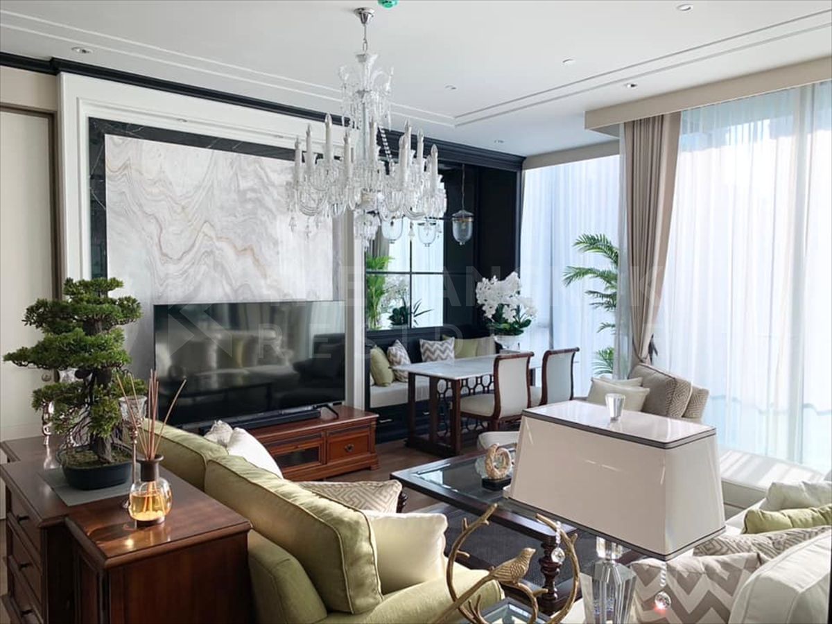 ขายคอนโดพระราม 9 เพชรบุรีตัดใหม่ RCA : The most beauty in villa asoke  2b2b  110sqm  best location in this project  33,000,000 b