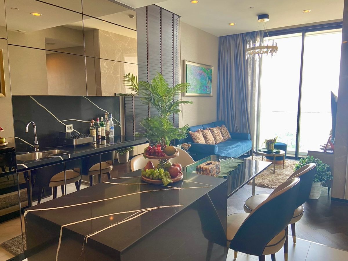 For RentCondoSukhumvit, Asoke, Thonglor : Condo for rent The Esses Sukhumvit 36 ​​(DS Sukhumvit 36) 2 bedrooms, 2 bathrooms, good location, beautiful view near BTS Thonglor