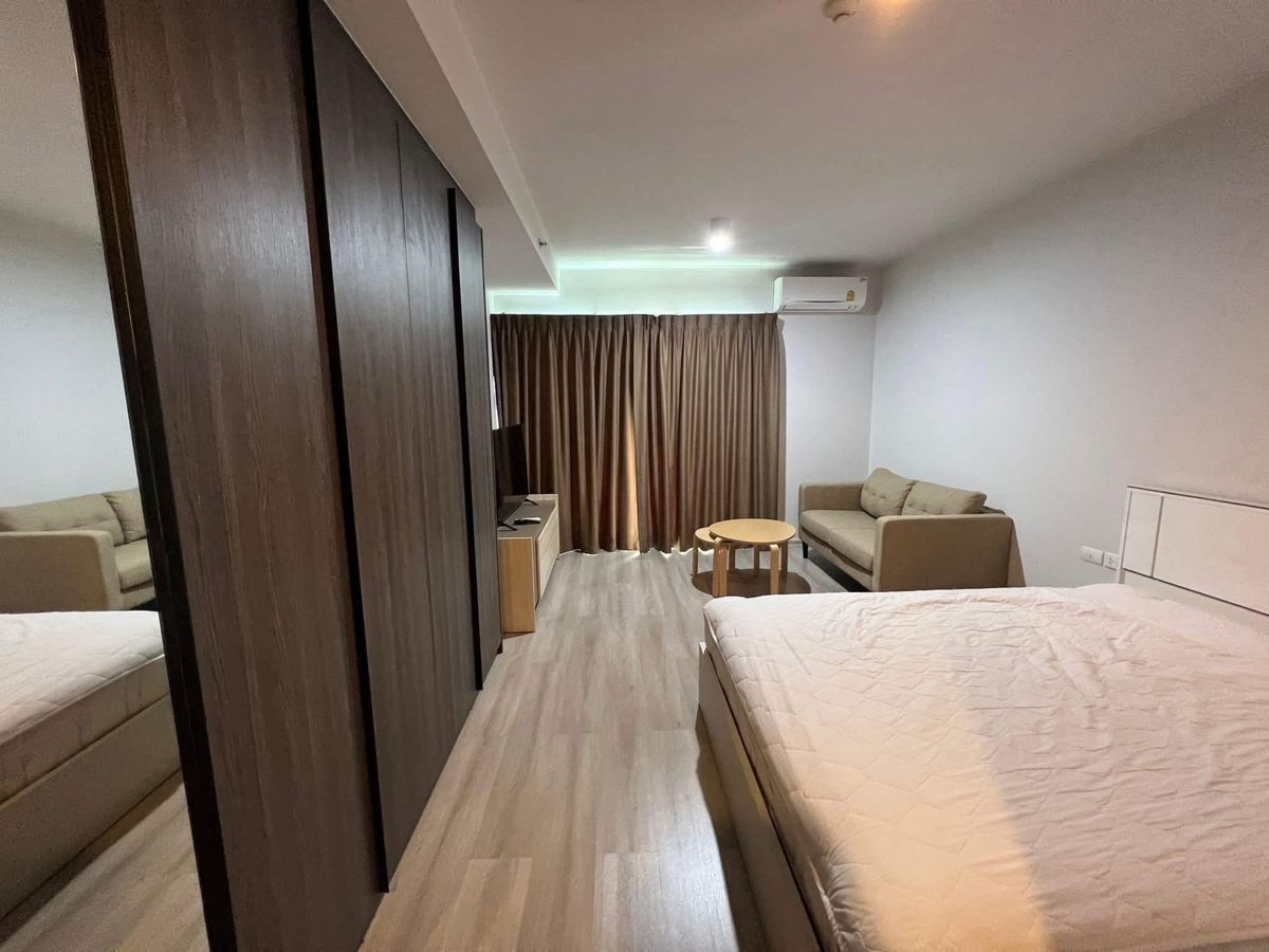 For RentCondoRatchadapisek, Huaikwang, Suttisan : Ideo Ratchada Sutthisan Condo for rent, near MRT Sutthisan, 1 bedroom, beautiful room