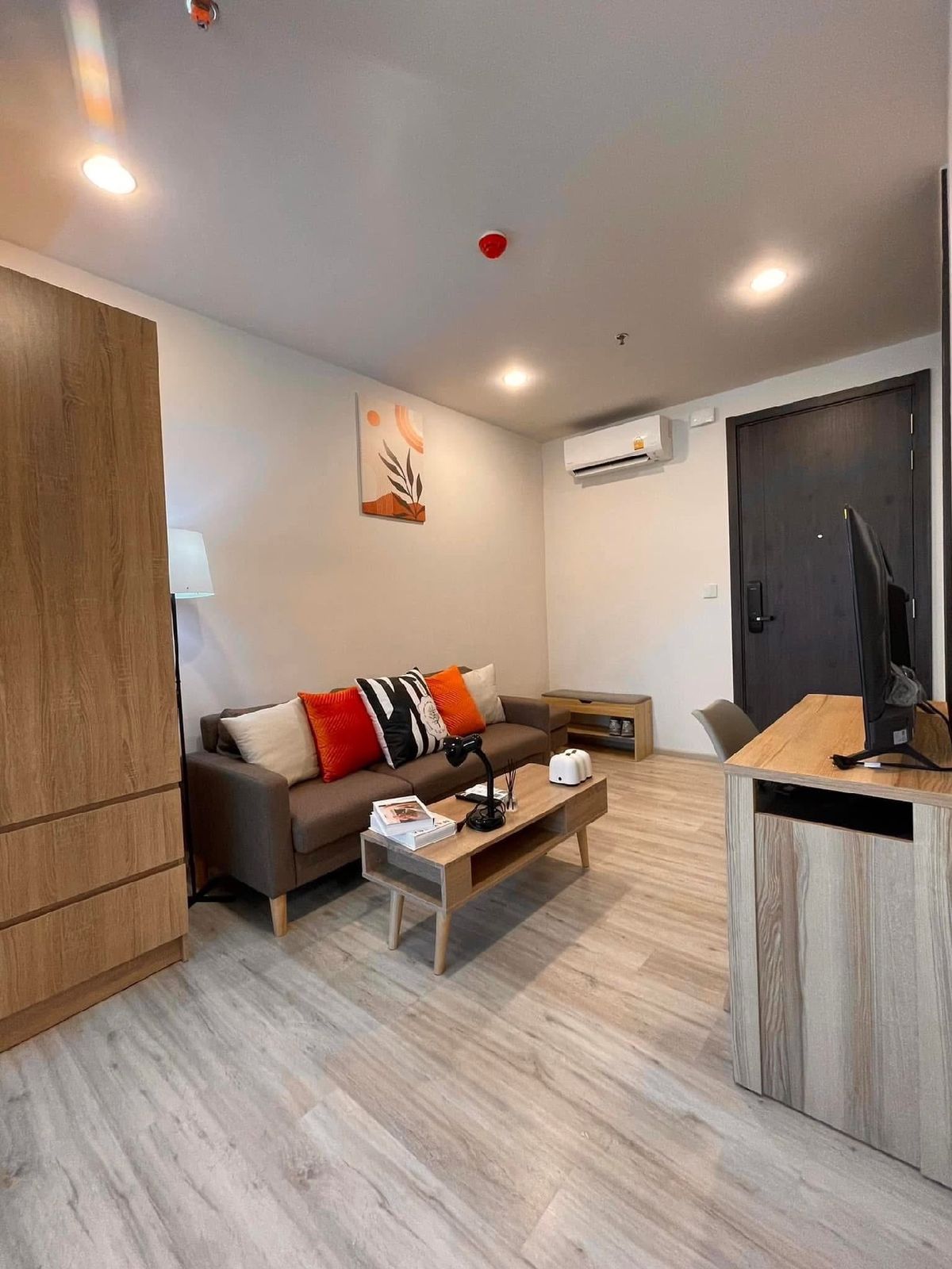 For RentCondoRatchadapisek, Huaikwang, Suttisan : Condo rental XT Huaikwang