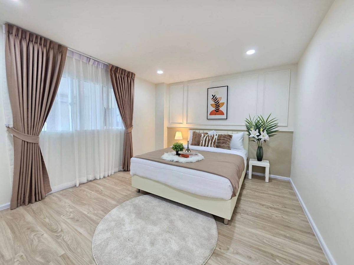 For SaleCondoVipawadee, Don Mueang, Lak Si : SF100 sells Royal Vibhavadi Condo, it is called a condo or a good house.