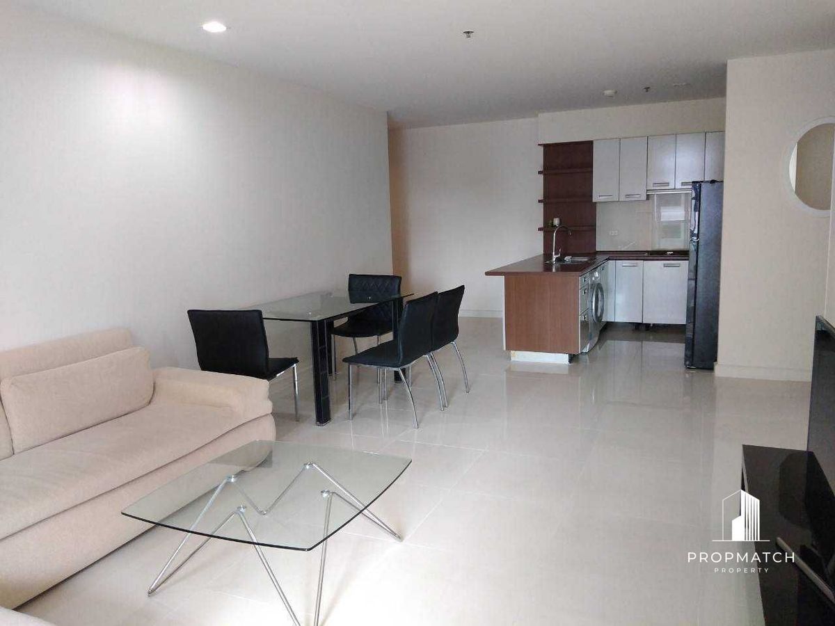 For RentCondoNana, North Nana,Sukhumvit13, Soi Nana : ✨ The best price. Wow, the best decoration room. Only 36,000 baht per month Tel.0981315848 @PropMatch