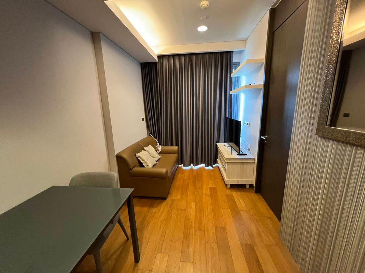 For RentCondoSukhumvit, Asoke, Thonglor : 🔥 Quick rental 🔥 D -Lumpini 24 condo, 1 bedroom, 31 sq.m., 30th floor, high floor view, near MRT, Queen Sirikit Center