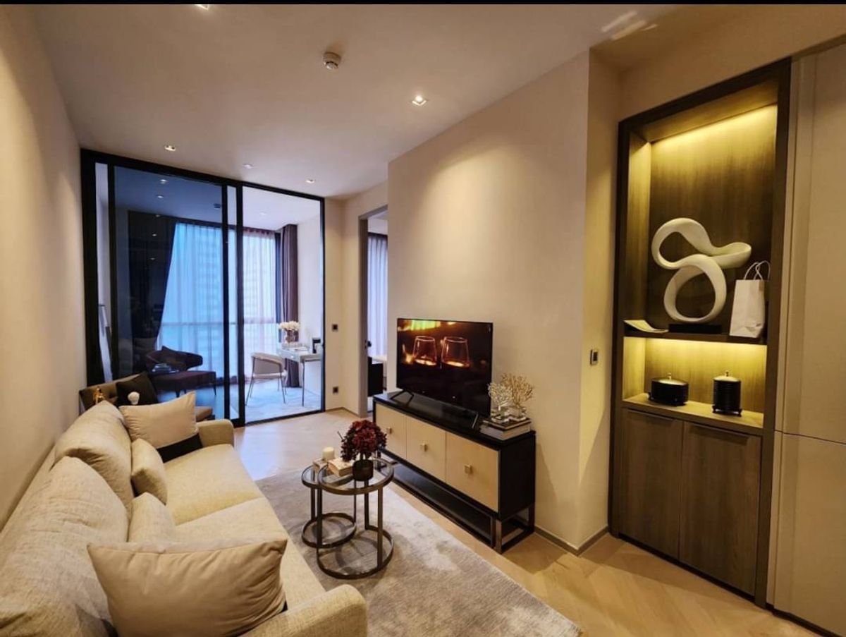 ให้เช่าคอนโดสาทร นราธิวาส : for rent the reserve sathorn//1b1b//57 sq.m