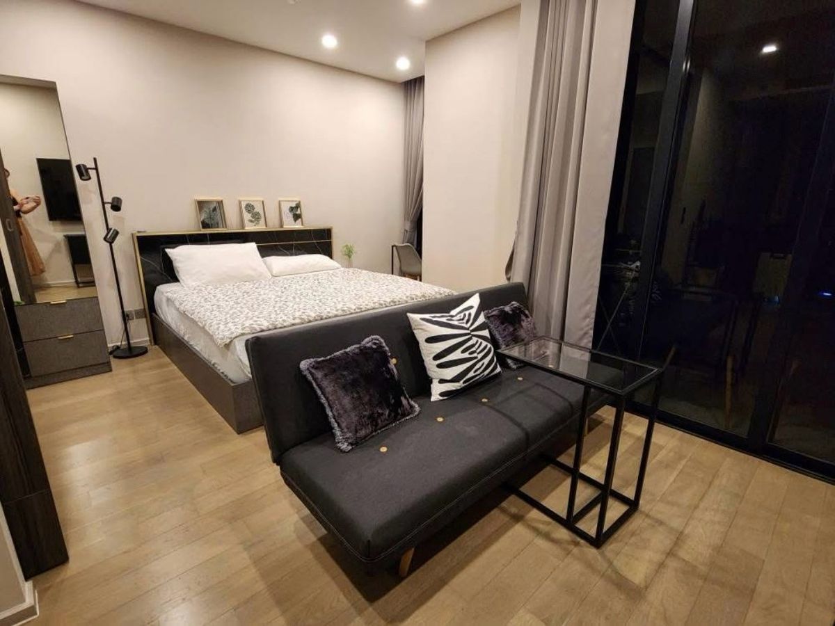 For RentCondoSukhumvit, Asoke, Thonglor : 📍 Ashton Asoke. Beautiful room. There are many rooms, good locations, high floor, beautiful view. Complete electrical appliances (special price)